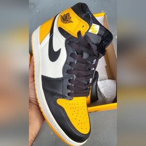 Jordan Mid-Top Sneakers - Yellow/Black/White